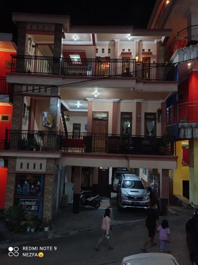 Villa Neza Sarangan Bagian luar foto